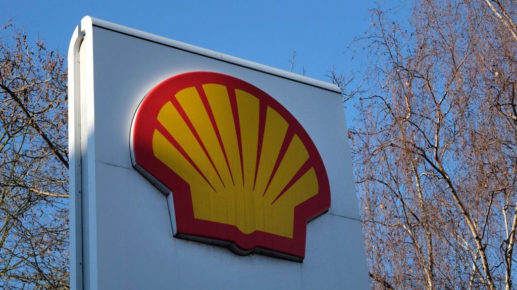 Shell podejmuje „trudną” decyzję o zakupie rosyjskiej ropy, obiecuje kupować gdzie indziej „kiedy to możliwe”