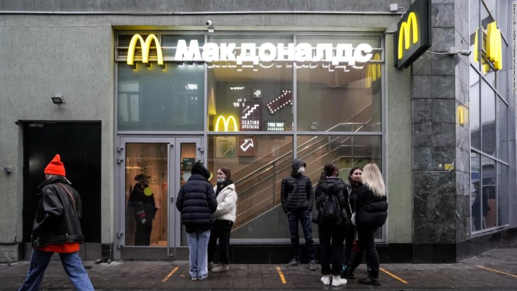 McDonald's tymczasowo zamyka rosyjskie restauracje