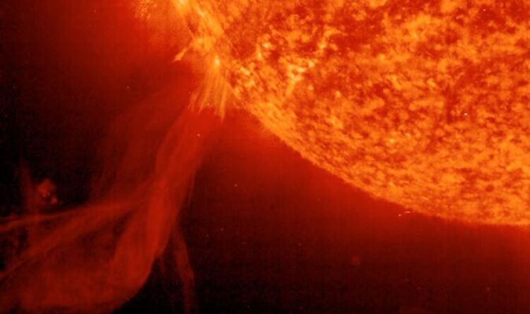 Ostrzeżenie przed burzą słoneczną: NASA spodziewa się bezpośredniego uderzenia w Ziemię w wyniku „szybkiej” kolizji – gdzie uderzy?  |  nauka |  Aktualności