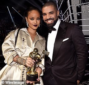 Rihanna i Drake poznali się w 2005 roku i przez lata stali się sławni dzięki umawianiu się na randki (na zdjęciu w 2016 roku)