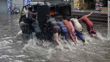 Zmiany opadów monsunowych w Indiach mogą mieć katastrofalne skutki dla ponad miliarda ludzi
