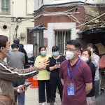 Blokada w Szanghaju: mieszkańcy domagają się zwolnienia, niektórzy to rozumieją