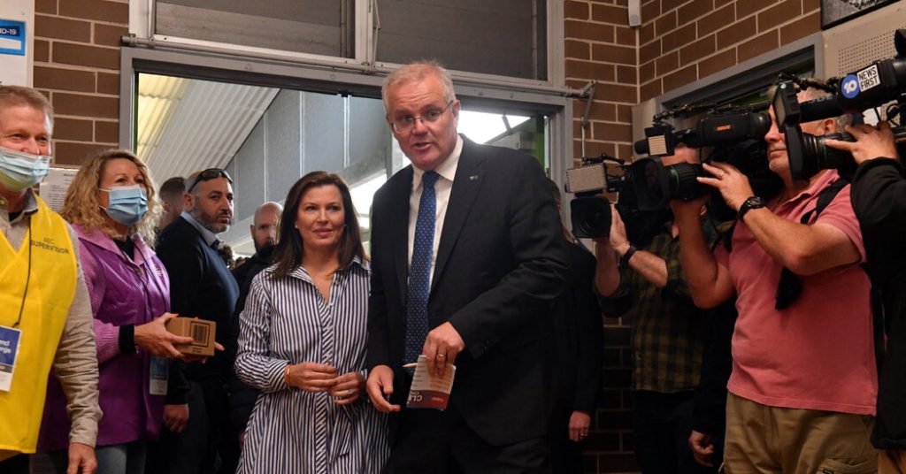 Informacje o wyborach w Australii na żywo: wyborcy decydują o losie Scotta Morrisona