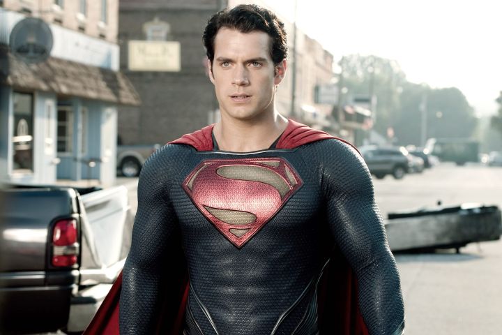 Fani Supermana debatują, czy Henry Cavill jest za stary na rolę w Dniu Supermana