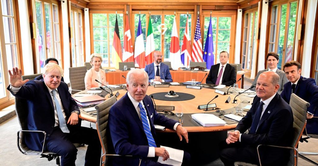 Kraje G7 ogłosiły zakaz złota w Rosji, gdy szczyt rozpoczął się w świetle wojny