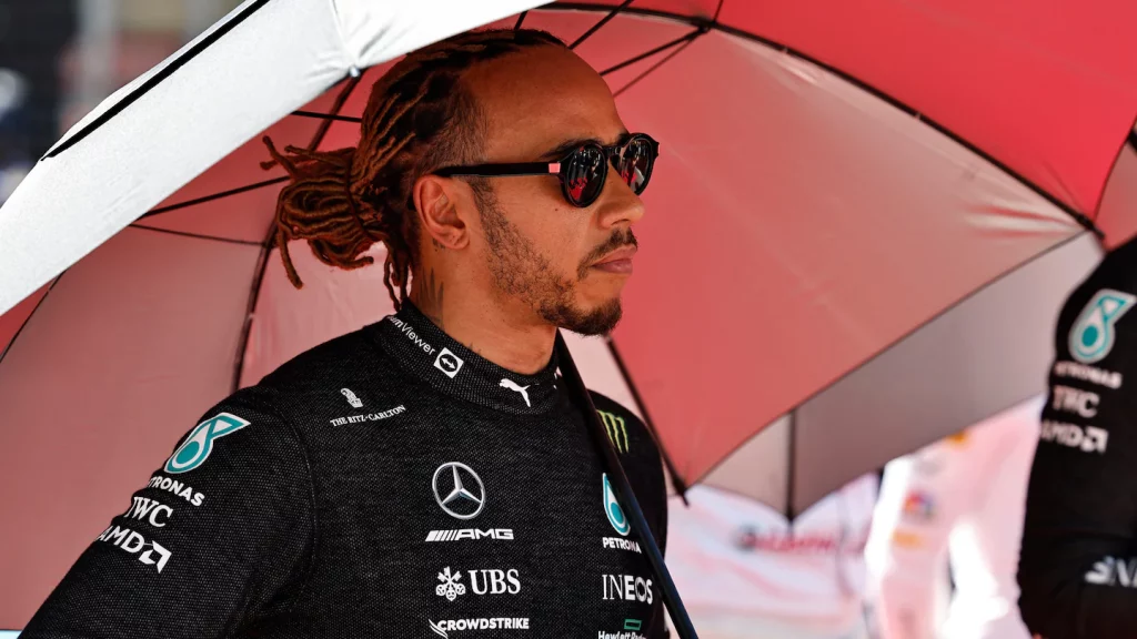 Lewis Hamilton wzywa do zmiany w Formule 1 po tym, jak Nelson Piquet użył rasistowskich obelg