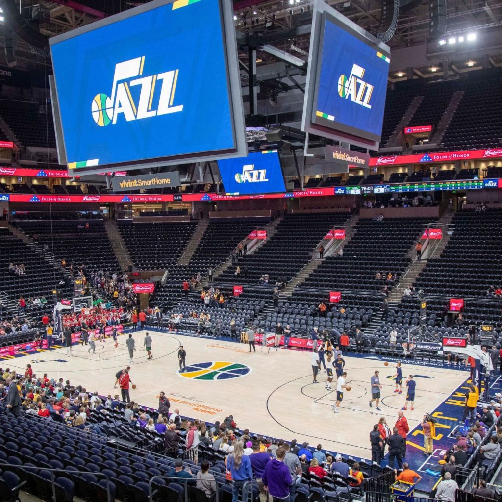 Utah Jazz otrzymuje pozwolenie na przeprowadzanie wywiadów ze współpracownikami z Knicks, Bucks i Celtics na temat badań nad coachingiem