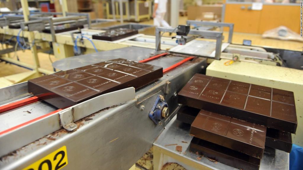 Salmonella: Barry Callebaut, największa na świecie fabryka czekolady, zostaje zamknięta z powodu wybuchu epidemii