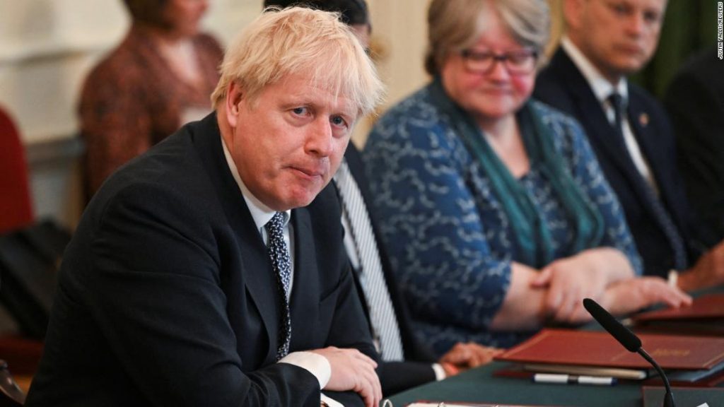 Dlaczego premier Wielkiej Brytanii Boris Johnson stoi w obliczu swojego największego kryzysu i co dalej?