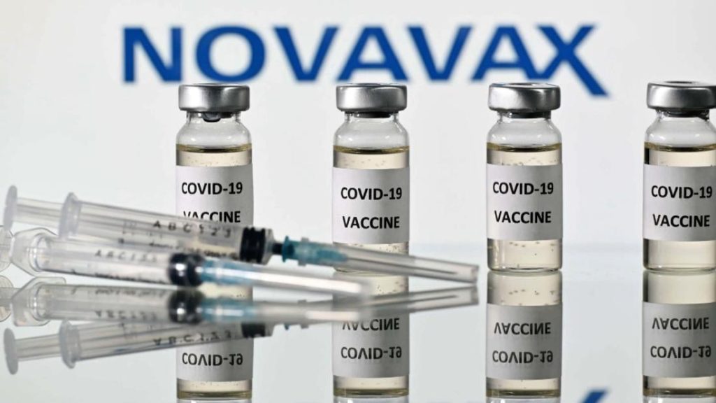 Novavax: FDA udziela zezwolenia na awaryjne zastosowanie szczepionki Covid-19