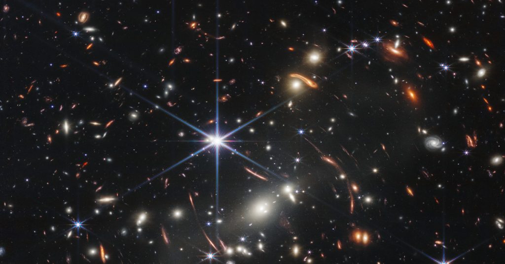 Dlaczego gwiazdy wyglądają kolczasto na zdjęciach z Kosmicznego Teleskopu Jamesa Webba?