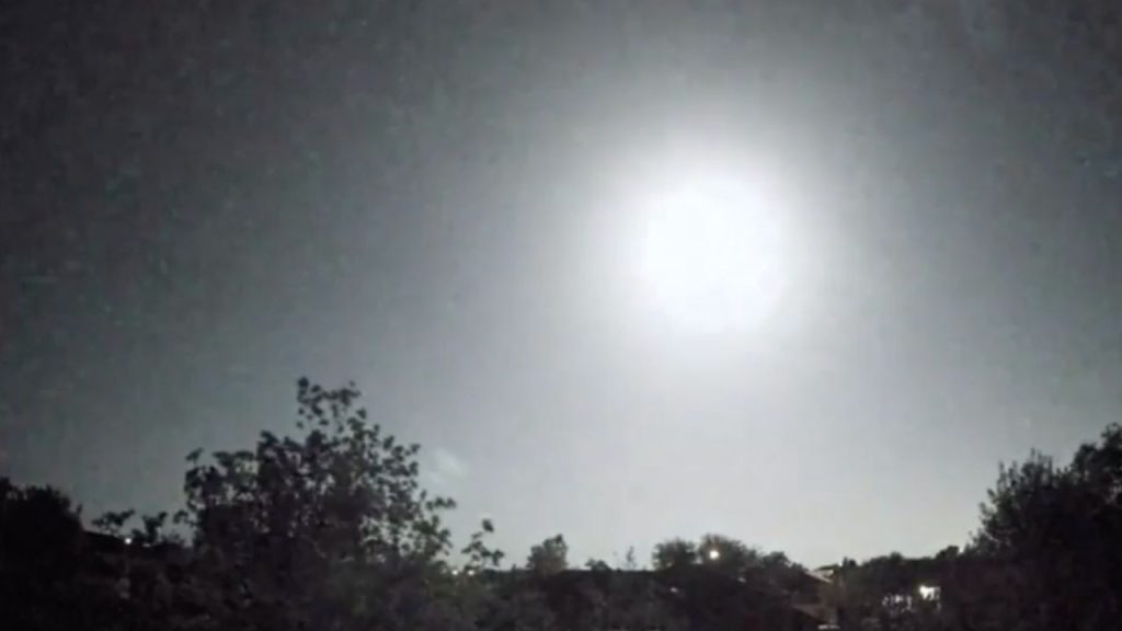 Texas fireball rozświetla nocne niebo w pobliżu Austin