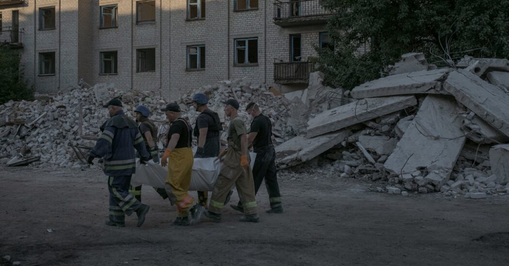 Aktualizacja na żywo z wojny na Ukrainie: co najmniej 20 zabitych w rosyjskim strajku w Winnicy