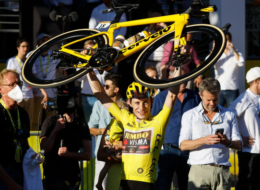 Jonas Weinggaard wygrywa Tour de France