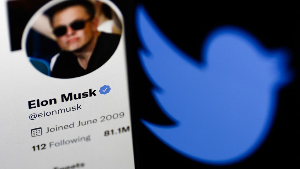 Elon Musk mówi, że umowa na Twitterze może zostać kontynuowana po potwierdzeniu danych użytkownika