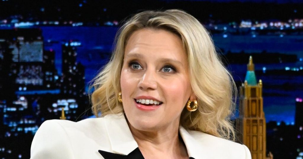 Kate McKinnon ujawnia dwa momenty, w których czuła się „najbardziej połączona” z fanami „SNL”