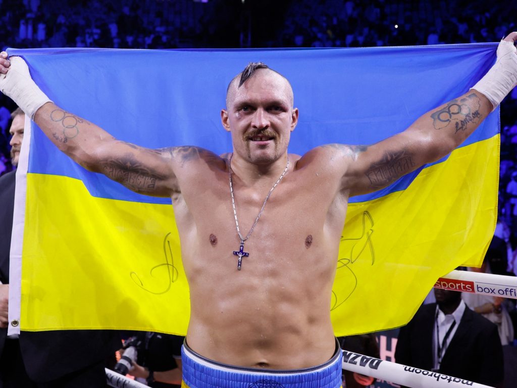 Usyek pokonuje Joshuę, aby zachować ciężkie pasy bokserskie |  wieści wojenne między Rosją a Ukrainą