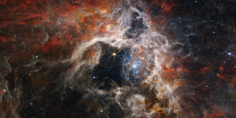 Oszałamiające nowe zdjęcie Webba ujawnia dziesiątki tysięcy młodych gwiazd