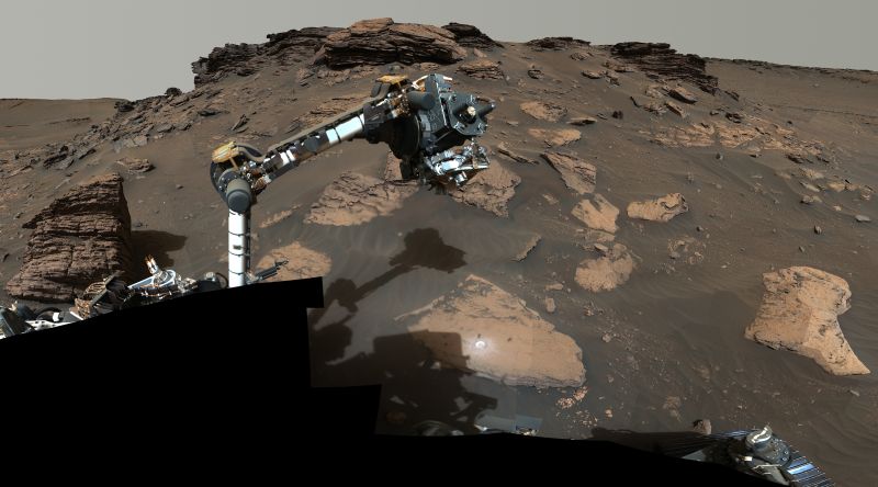 Wytrwały łazik odkrywa „skarb” materii organicznej na Marsie