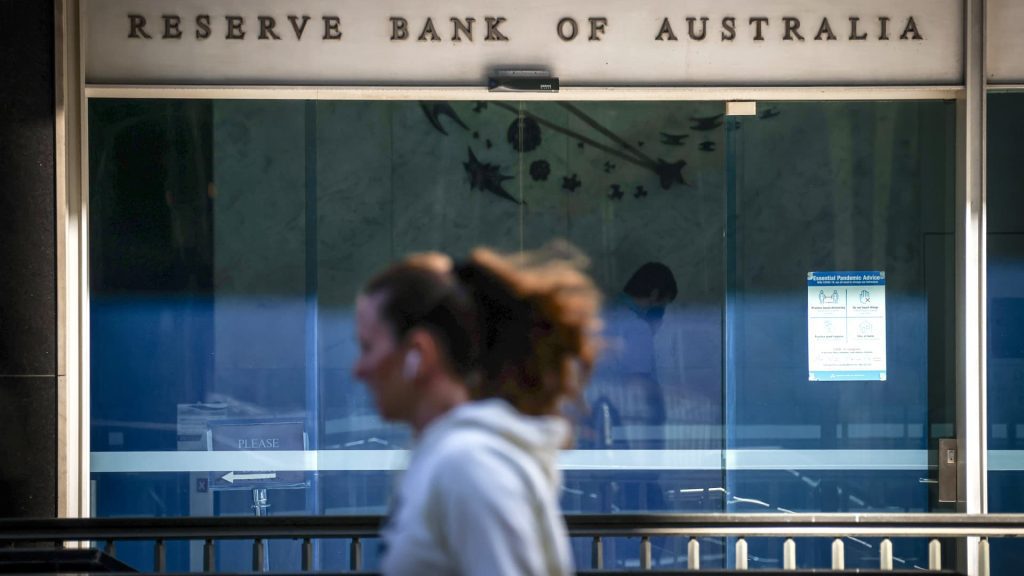 Zapasy są w większości wyższe;  Bank Rezerw Australii podnosi stopy procentowe