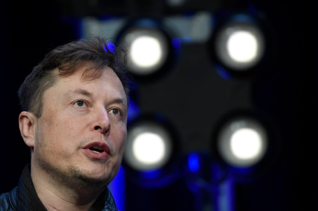Elon Musk powołał wyłącznego dyrektora Twittera, rozwiązując radę dyrektorów