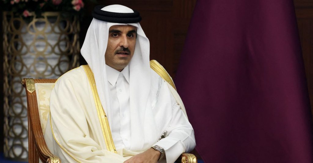 Emir powiedział, że Katar spotkał się z bezprecedensową krytyką za organizację mistrzostw świata