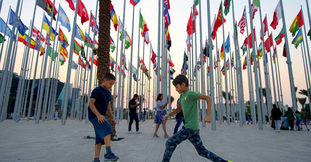 Katar oferuje kibicom bezpłatne wyjazdy na Mistrzostwa Świata.  Ale był pewien haczyk.