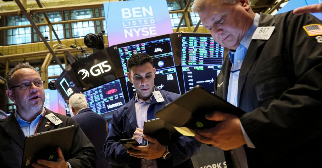 Wall Street rośnie w oparciu o dane o inflacji, ale napięcia geopolityczne zniwelowały zyski